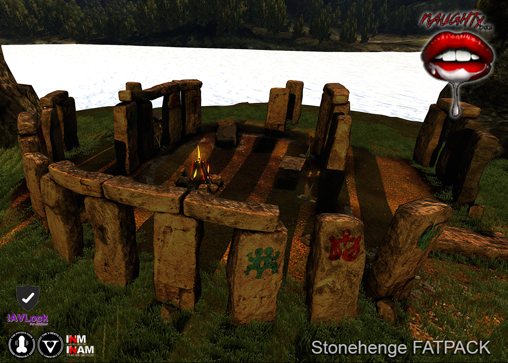 NAUGHTYbits – Stonehenge & Ritual Altar